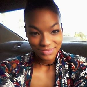 Meet your Posher, Eva